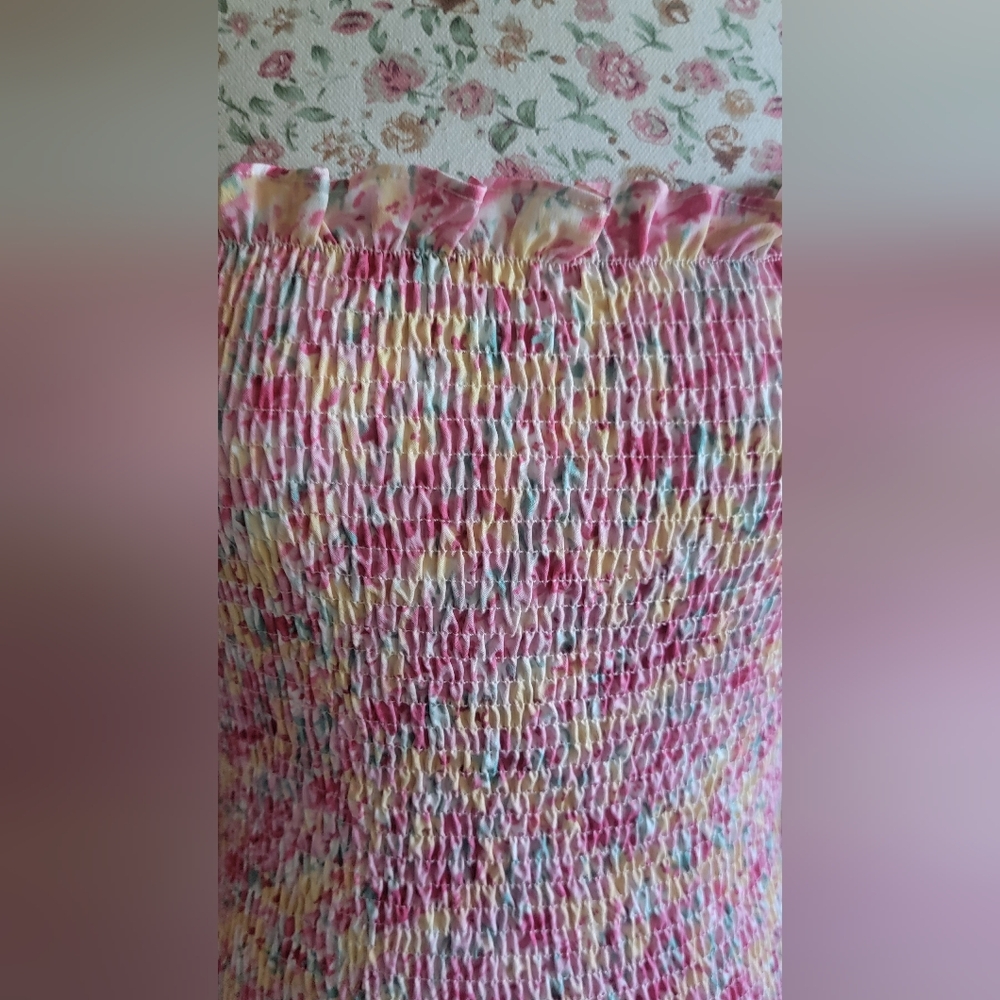 SNDYS Floral Pink Smocked Midi Dress with Puff Sleeves - Picture 2 of 9